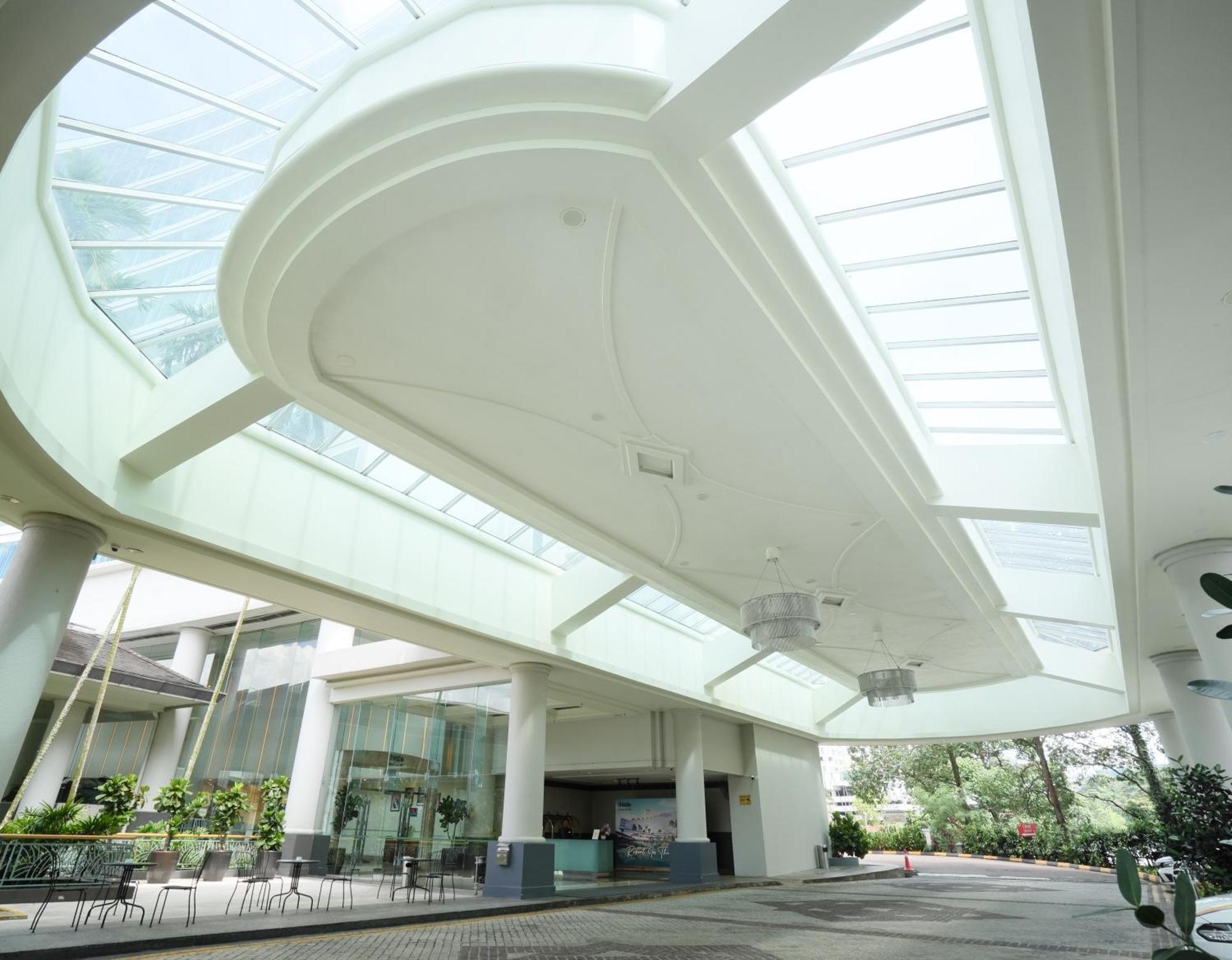 Thistle Johor Bahru Exterior photo The interior of the National Museum of Singapore