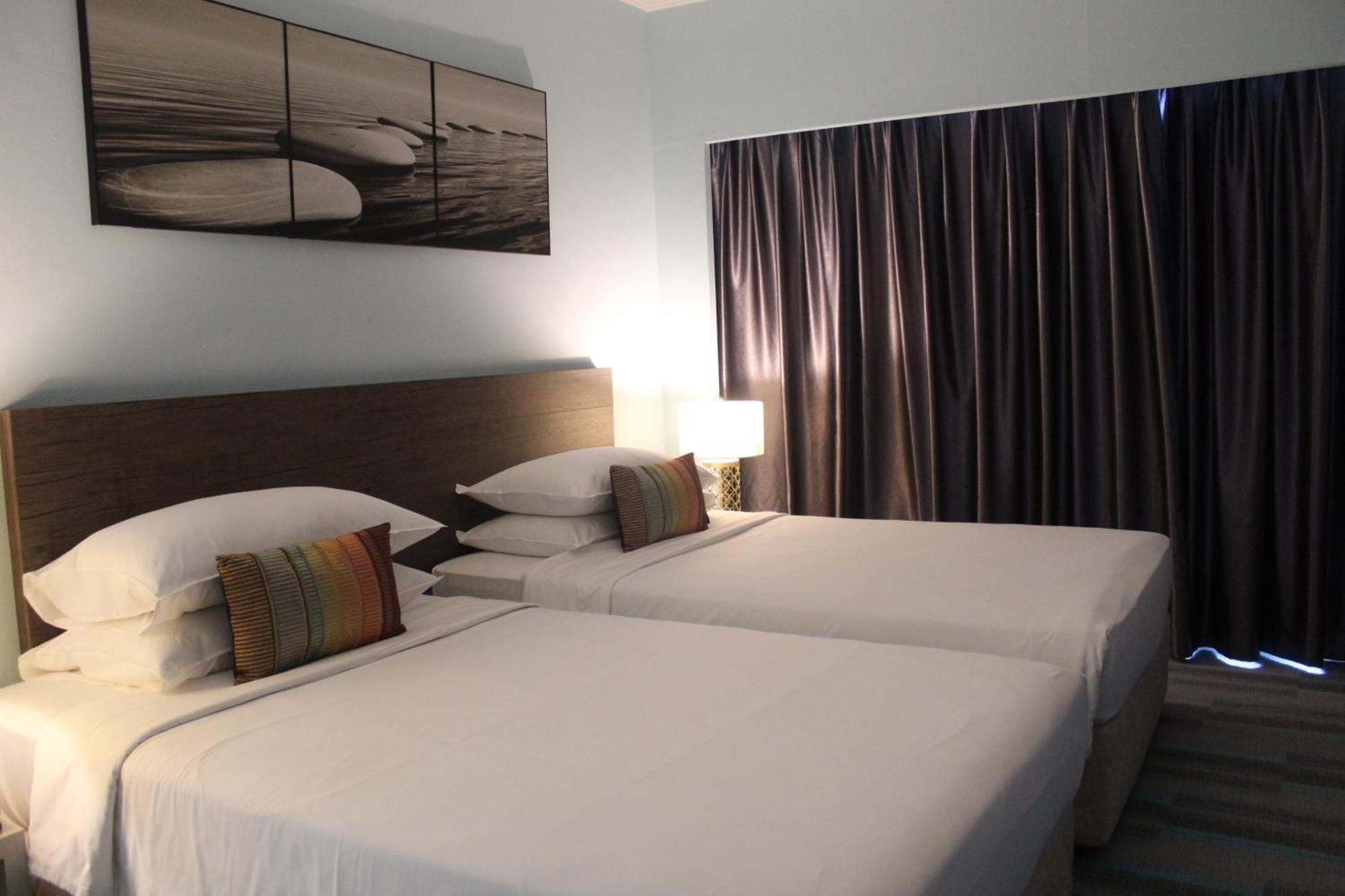 Thistle Johor Bahru Exterior photo